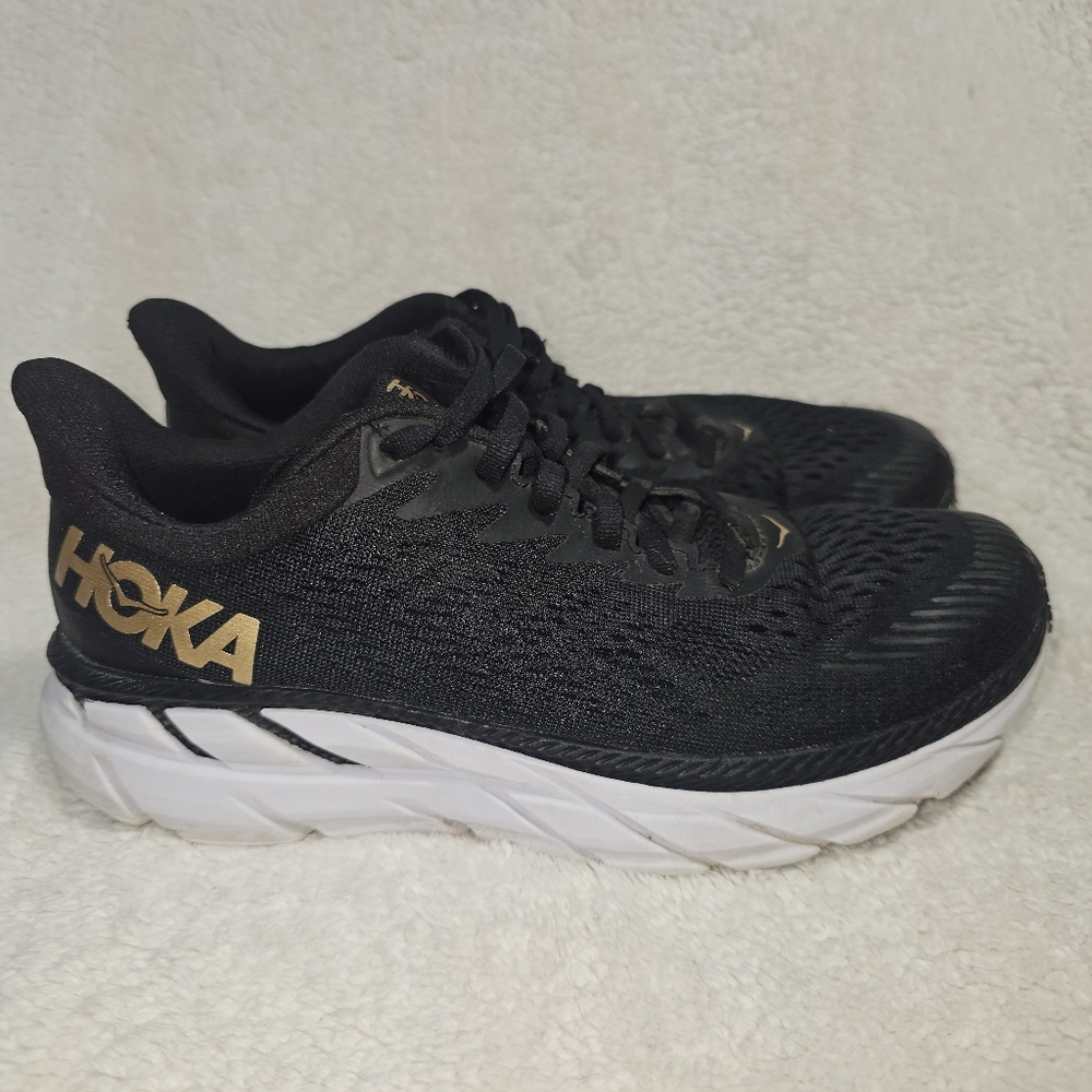 Hoka One One Women Size 8 Black Running Shoes 1110509. - Picture 5 of 10